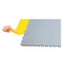 Storage equipment and warehouse equipment